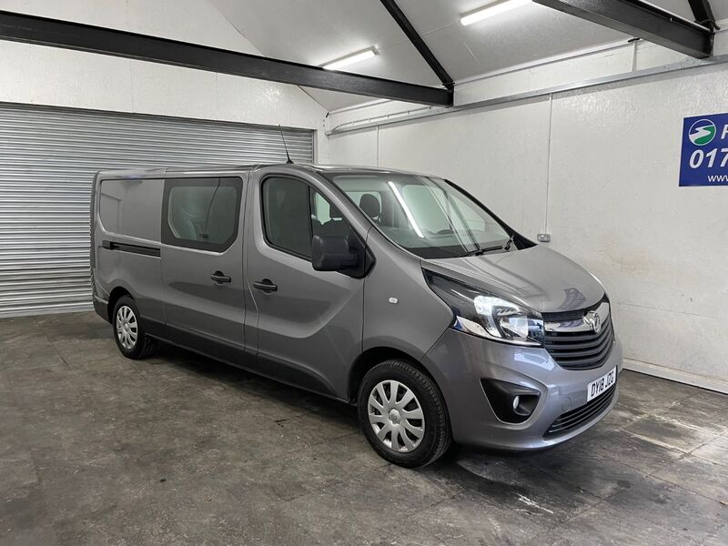 VAUXHALL VIVARO