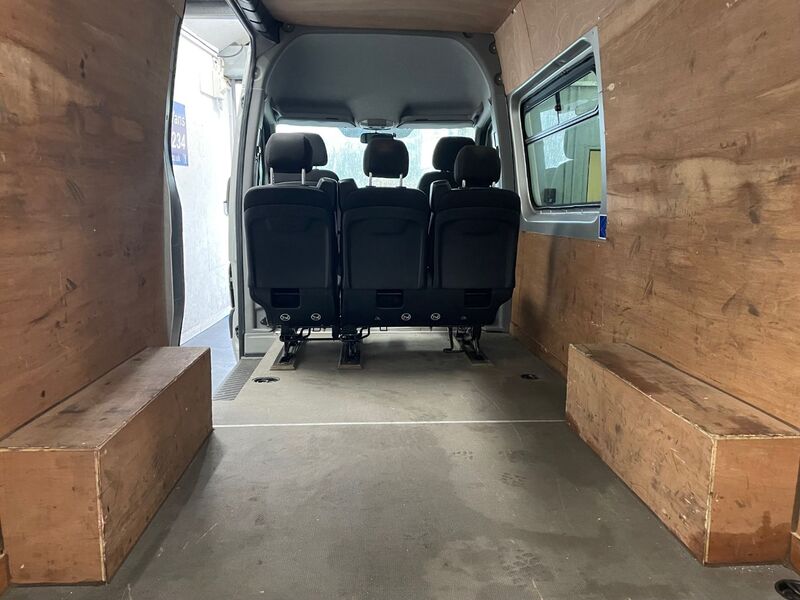 VOLKSWAGEN CRAFTER