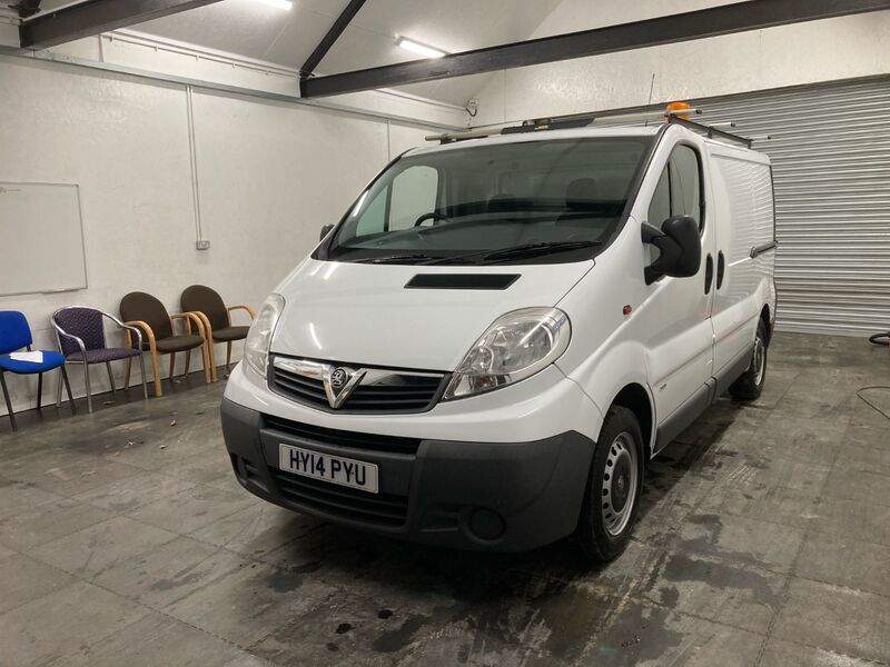 VAUXHALL VIVARO