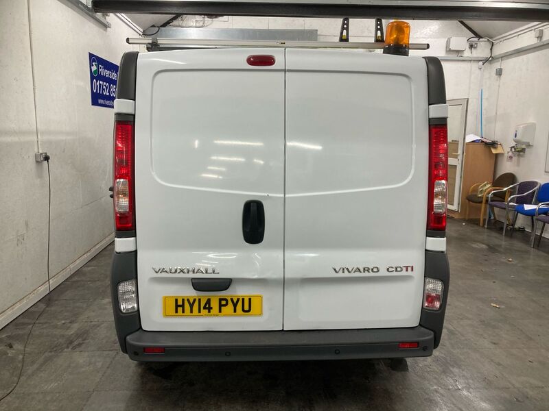 VAUXHALL VIVARO