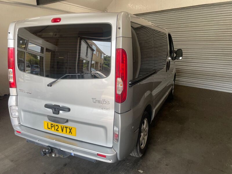 RENAULT TRAFIC